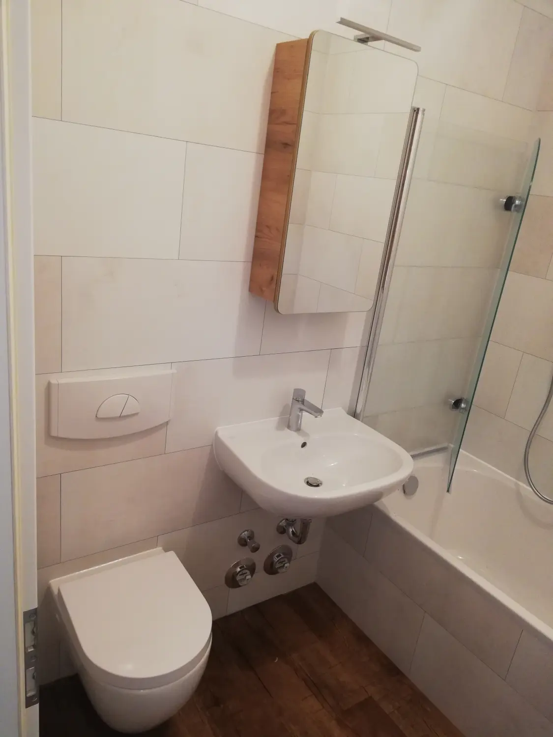Kelly-Hausmeisterservice & Helfende Hand, Badrenovierung